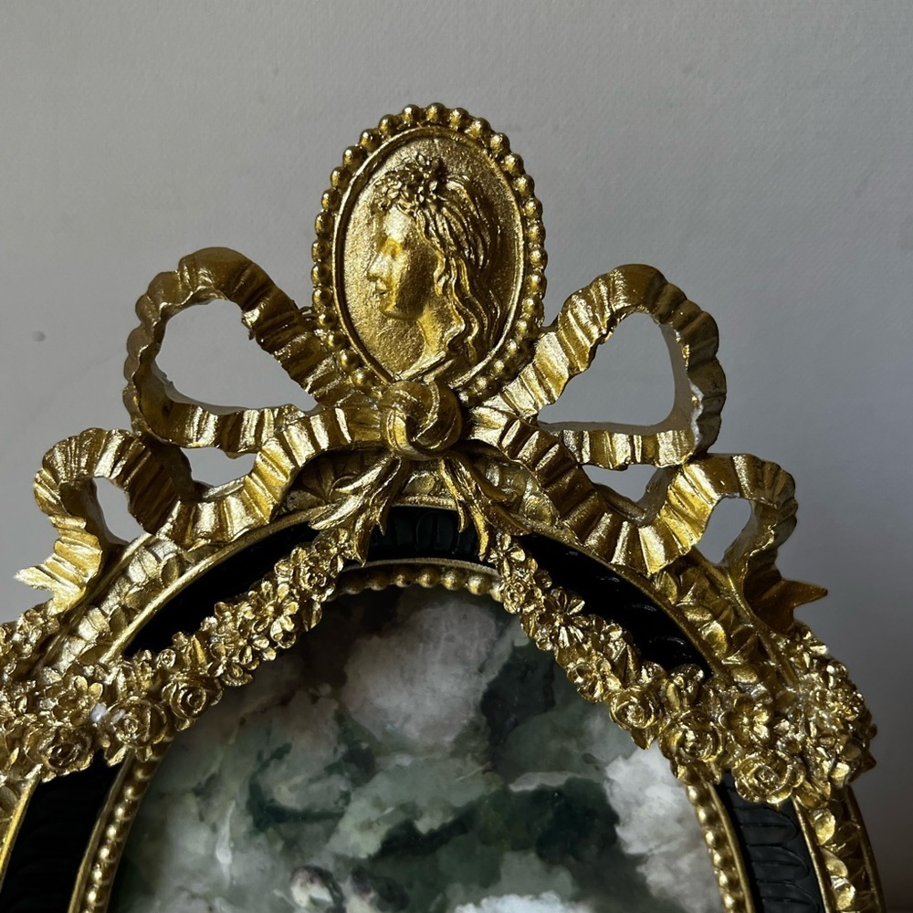 Elegant Gold and Black Photo Frame oval ornate antique style - Picture 5 of 10